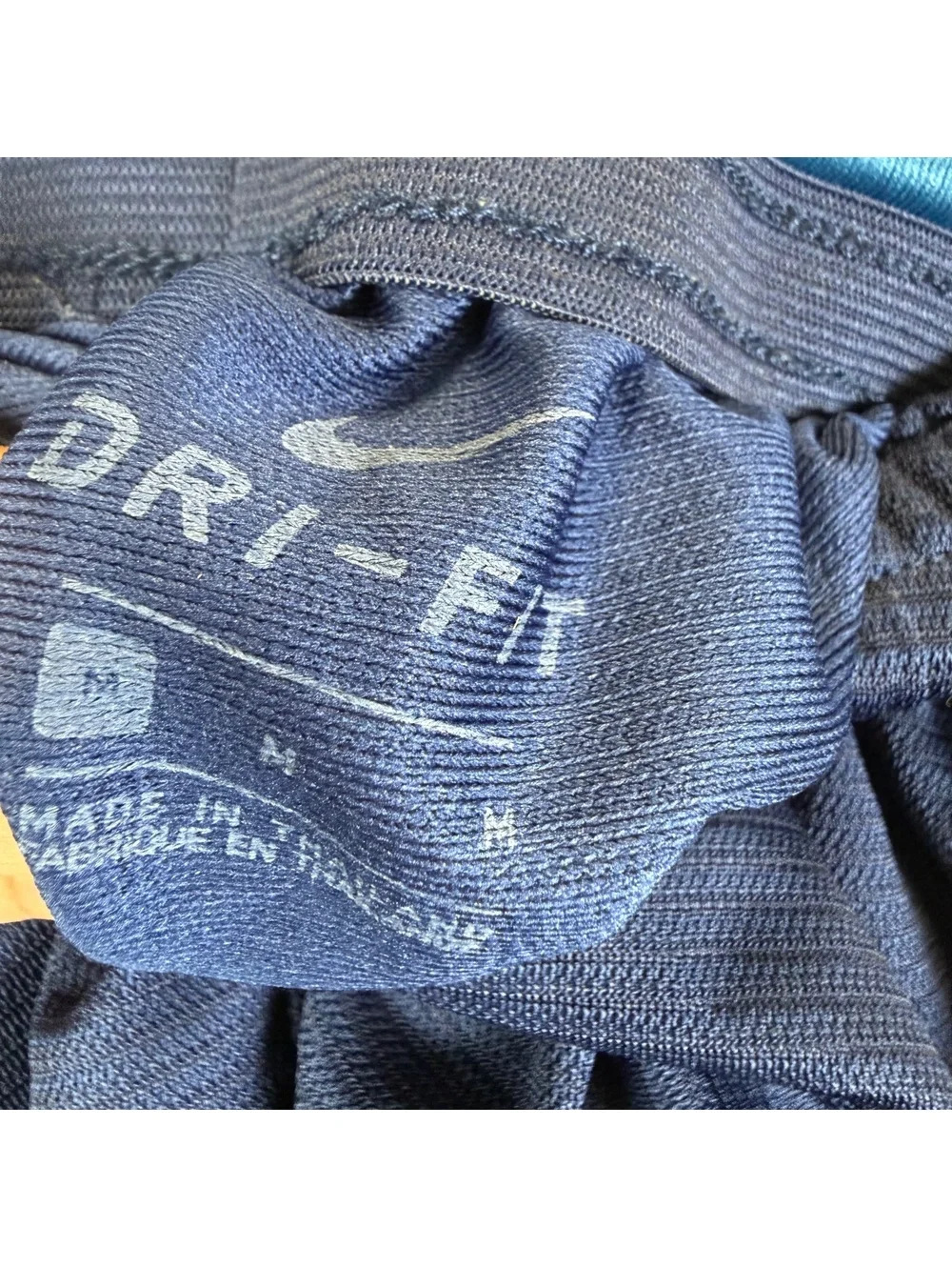 Nike Dri-FIT boys Athletic Shorts Blue Color Block Sport Training Size Medium